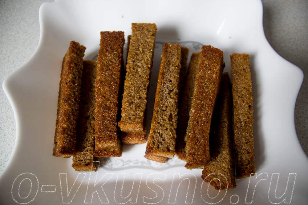 Сухарики в духовке из черного хлеба — секрет превосходного вкуса